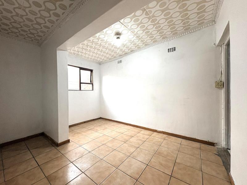 5 Bedroom Property for Sale in Southfield Western Cape